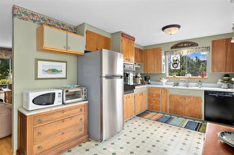 1005 Cascade Dr, Edmonds, WA 98020 photo 10