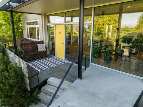 1401 39th Ave E, Seattle, WA 98112 photo 3