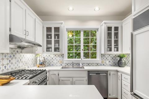 1807 38th Ave E, Seattle, WA 98112 photo 10