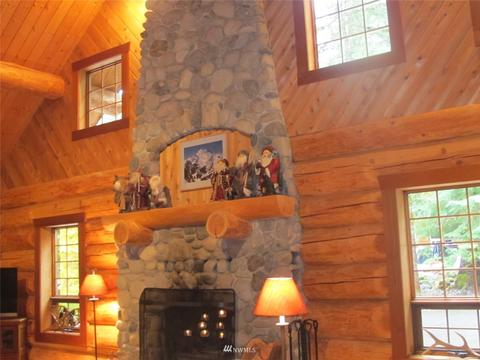 16715 Mountainside Dr E, Greenwater, WA 98022 photo 3