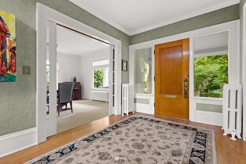 945 17th Ave E, Seattle, WA 98112 photo 6