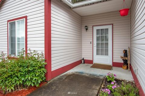 1204 199th St E, Spanaway, WA 98387 photo 3
