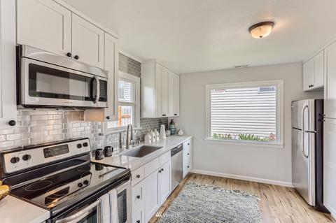2618 Maple St, Everett, WA 98201 photo 6