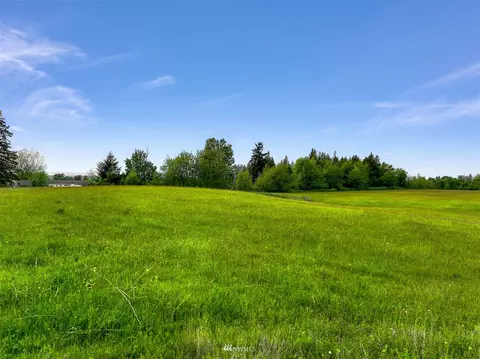 422 E Smith Rd, Bellingham, WA 98226