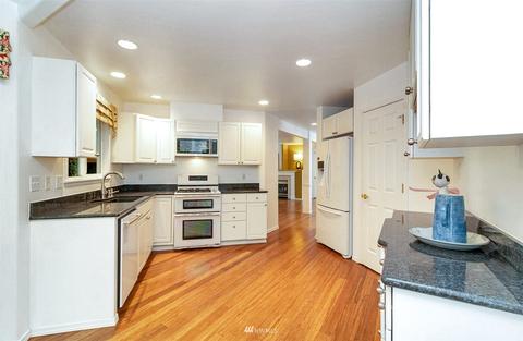730 106th Pl SE, Everett, WA 98208 photo 11