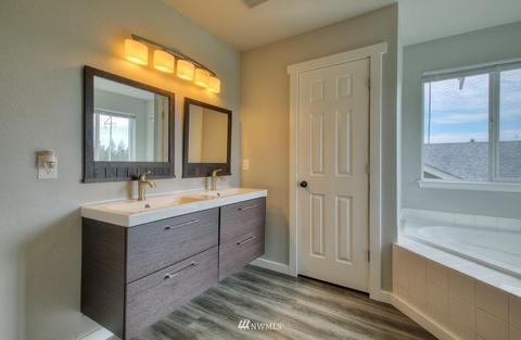 7249 Radius Loop SE, Lacey, WA 98513 photo 12