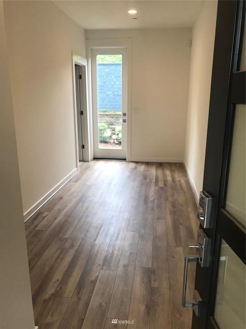 2405 217th St SE #B, Bothell, WA 98021 photo 4