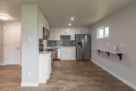 115 169th St E, Spanaway, WA 98387 photo 6