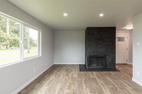115 169th St E, Spanaway, WA 98387 photo 4