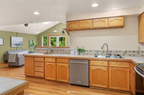 10628 NE 154th Pl, Bothell, WA 98011 photo 13
