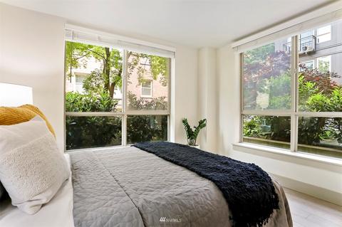1420 E Pine St # E201, Seattle, WA 98122 photo 17