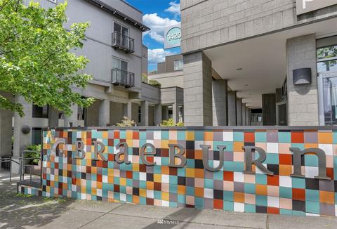 1420 E Pine St # E201, Seattle, WA 98122 photo 1