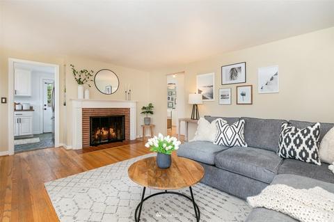 10422 NE 187th St, Bothell, WA 98011 photo 3