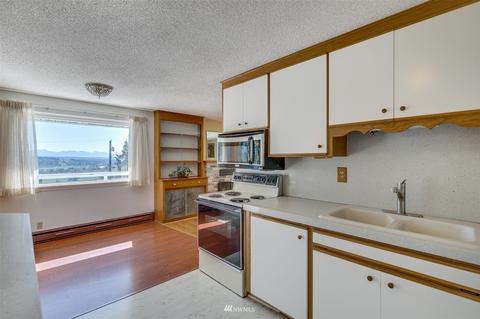 7315 Heather Way, Everett, WA 98203 photo 18