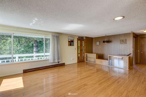 7315 Heather Way, Everett, WA 98203 photo 13
