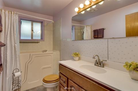 7315 Heather Way, Everett, WA 98203 photo 20