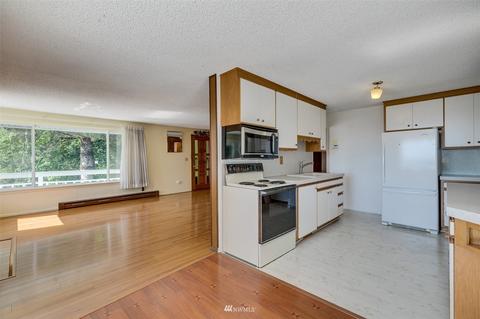7315 Heather Way, Everett, WA 98203 photo 16