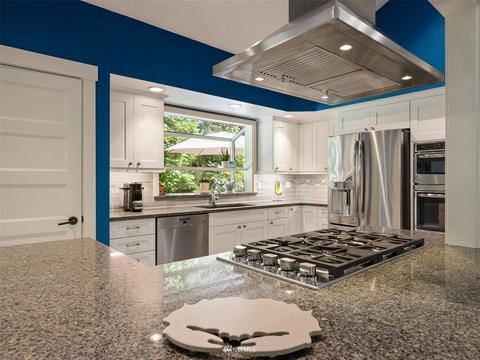 10502 NE 151st St, Bothell, WA 98011 photo 11