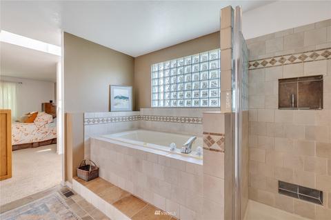 11902 NE 168th St, Bothell, WA 98011 photo 20