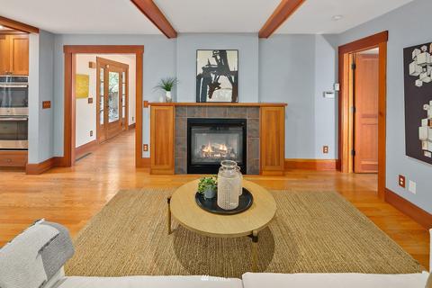 2408 22nd Ave E, Seattle, WA 98112 photo 8