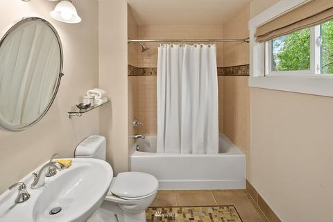 2408 22nd Ave E, Seattle, WA 98112 photo 13