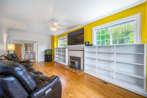 2313 Rucker Ave, Everett, WA 98201 photo 10