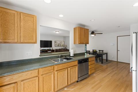 15511 39th Ave SE, Bothell, WA 98012 photo 14