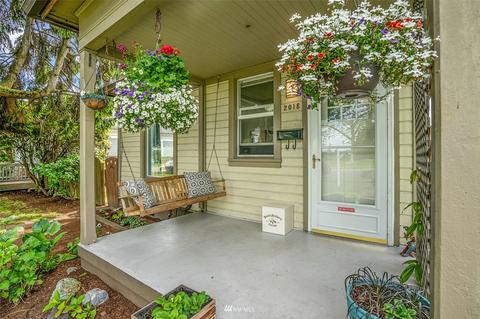 2018 Summit Ave, Everett, WA 98201 photo 2