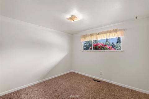 8520 Valhalla Dr, Everett, WA 98208 photo 27
