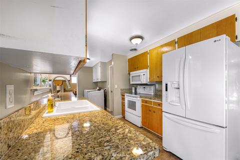 8520 Valhalla Dr, Everett, WA 98208 photo 9