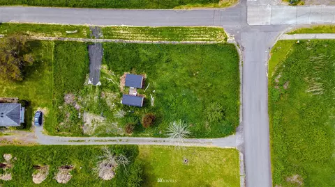 706 S Main St, Bucoda, WA 98530