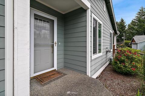 91 E Soderberg Rd #E14, Allyn, WA 98524 photo 2