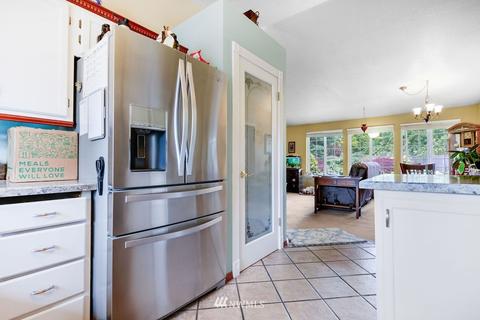 225 97th Pl SE, Everett, WA 98208 photo 5