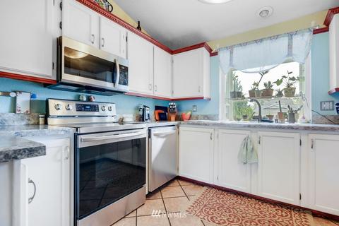 225 97th Pl SE, Everett, WA 98208 photo 4
