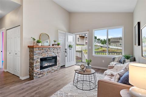 31 E Brad Loop, Allyn, WA 98524 photo 4