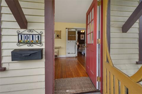 1014 Rockefeller Ave, Everett, WA 98201 photo 2