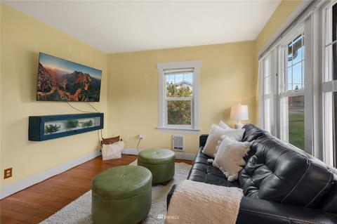 1014 Rockefeller Ave, Everett, WA 98201 photo 3