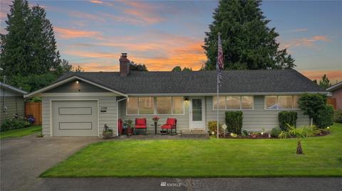 1136 Harding St, Enumclaw, WA 98022 photo 1