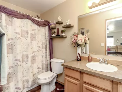 203 Silvernail St NE, Orting, WA 98360 photo 24
