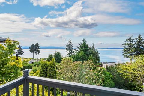 17122 Talbot Rd, Edmonds, WA 98026 photo 4