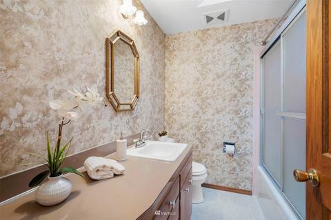 17122 Talbot Rd, Edmonds, WA 98026 photo 25