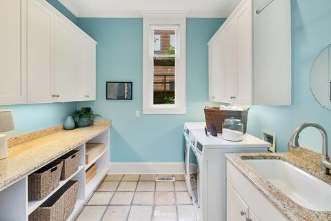 1823 38th Ave E, Seattle, WA 98112 photo 32