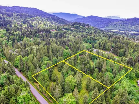 333 Southridge Rd, Port Angeles, WA 98362