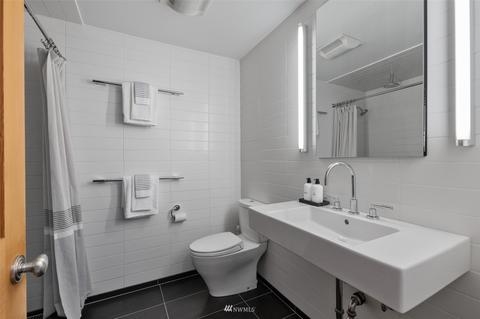 2619 E Madison St, Seattle, WA 98112 photo 23
