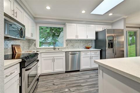 410 169th St SE, Bothell, WA 98012 photo 9