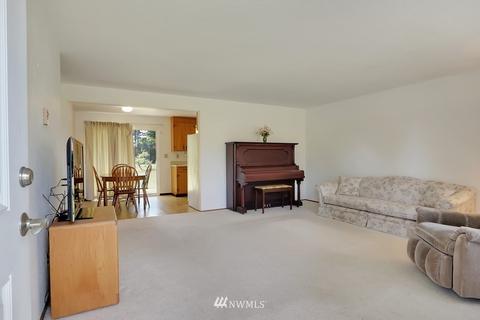 140 175th St E, Spanaway, WA 98387 photo 3