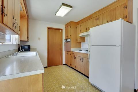 140 175th St E, Spanaway, WA 98387 photo 5