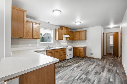 202 Lawson Ct NE, Orting, WA 98360 photo 12