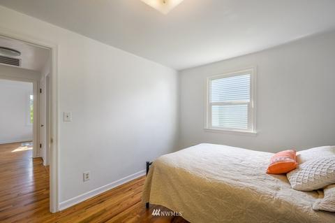 1502 Cedar St, Everett, WA 98201 photo 4
