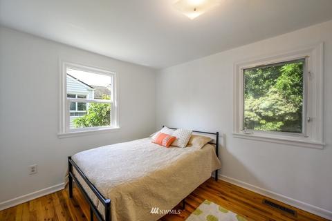 1502 Cedar St, Everett, WA 98201 photo 3
